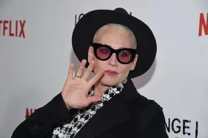 Lori Petty Net Worth