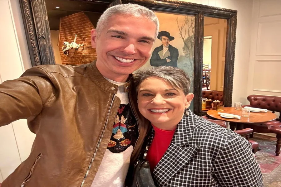 Alberti Popaj Husband