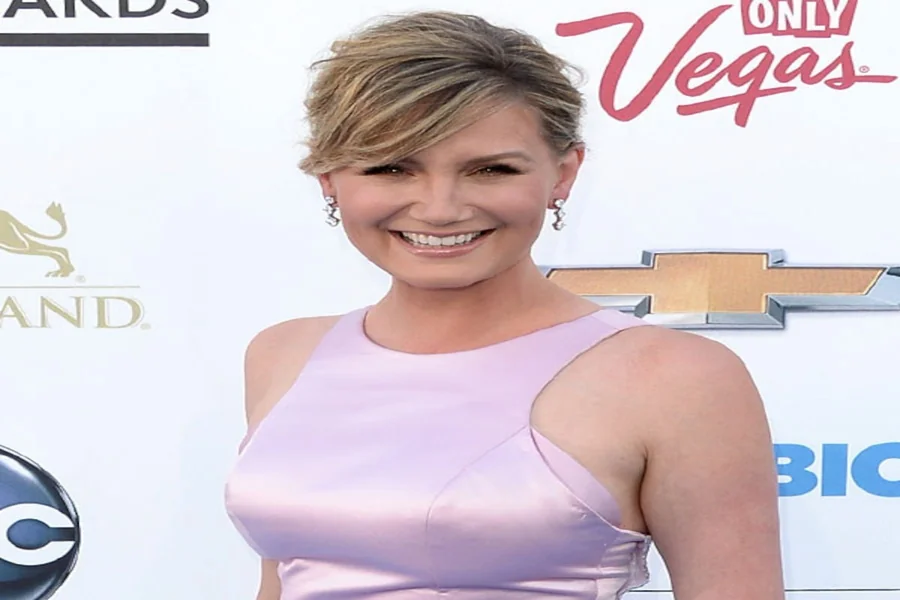 Jennifer Nettles