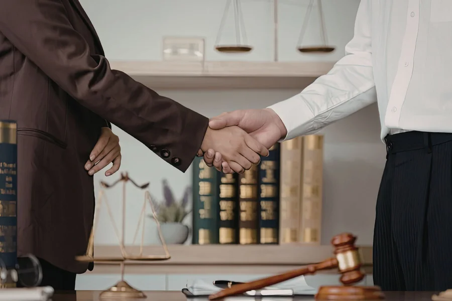 5 Best Law Firms in Syracuse, NY Trusted by Clients